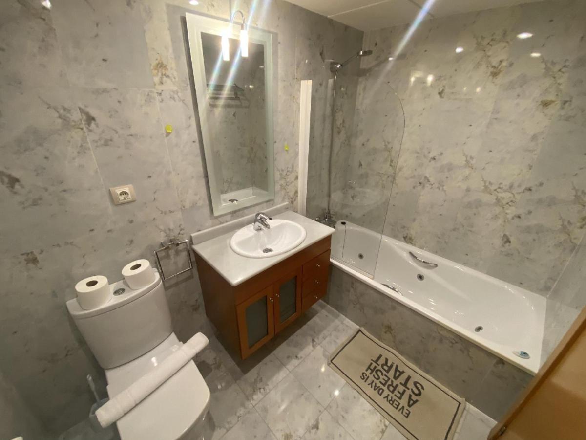 For A Stay Les Ones Salou Zewnętrze zdjęcie